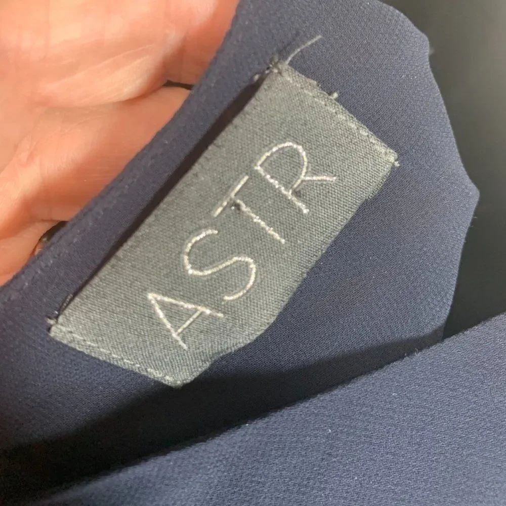 ASTR Tank Top Blouse - Picture 7 of 7